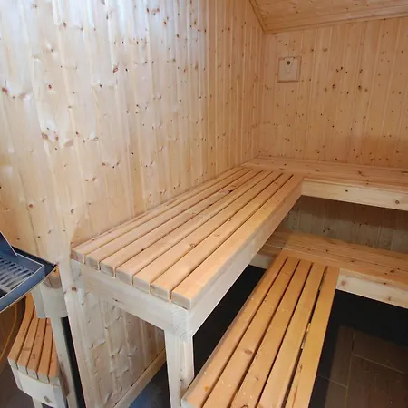 Holiday home Flovt Havevej Dnmk