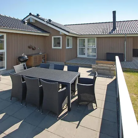Holiday home Flovt Havevej Dnmk Feriehus